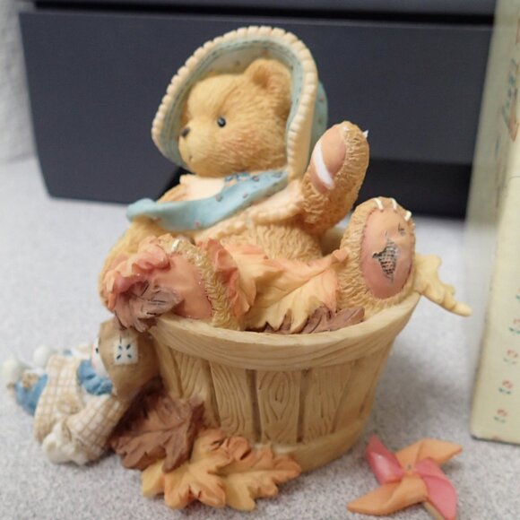 Cherished Teddies Pat Falling For You Girl in Barrel with Pinwheel - Picture 7 of 8